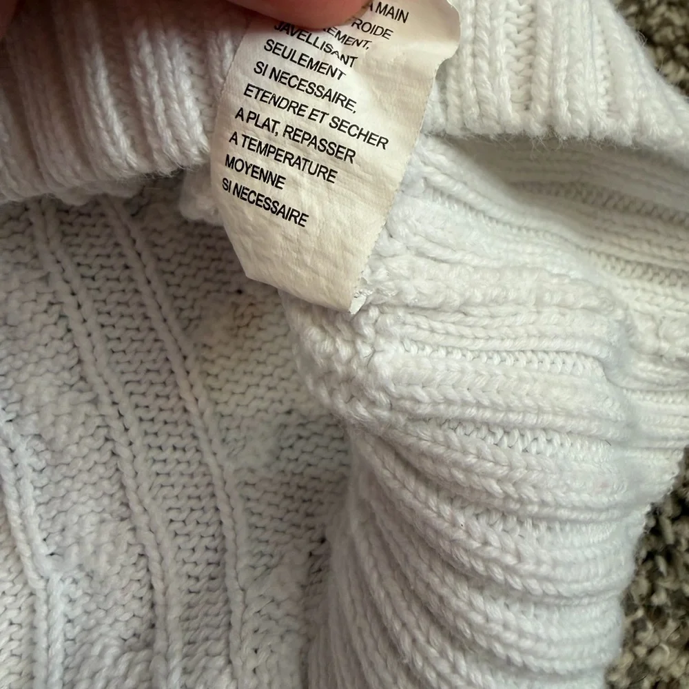 JEANNE PIERRE White Cable Knit Turtleneck Sweater